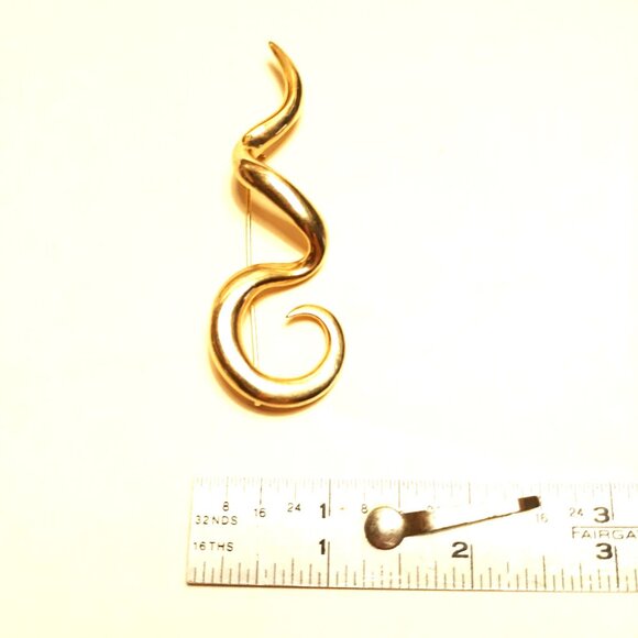 Abstract Gold Tone Snake-Like Brooch Pin With Curved Design For Women Or Collect - Picture 5 of 6